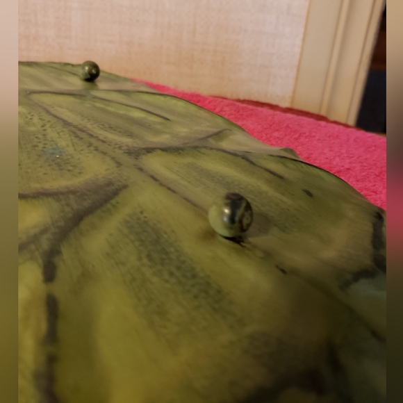 Large Metal Leaf Tray - Picture 4 of 4